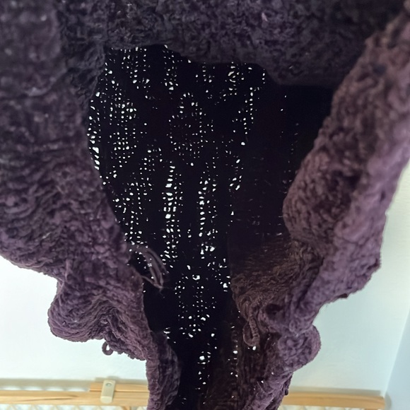 EXPRESS DK PLUM ACRYLIC OVERSIZED SWEATER 27in PIT TO PIT 31in L FROM SHOULDER - Picture 5 of 6